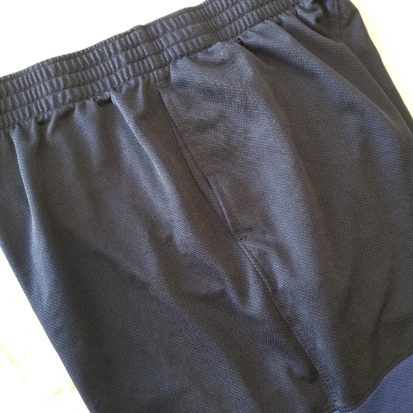 Old Navy Active Go Dry Shorts Blue on Blue S EUC - Picture 7 of 8